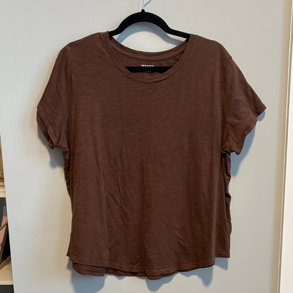 Old Navy Chocolate Brown Short Sleeve Tee - Picture 1 of 3